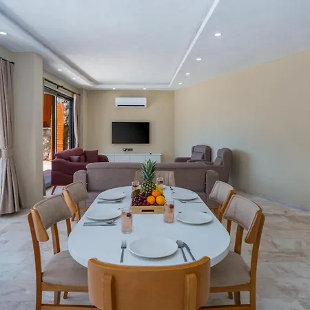 Turalya - Islamlar With A Pool וילה קס