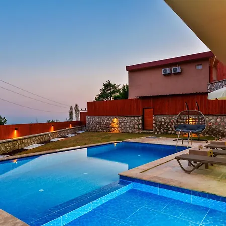 Turalya - Islamlar With A Pool Villa