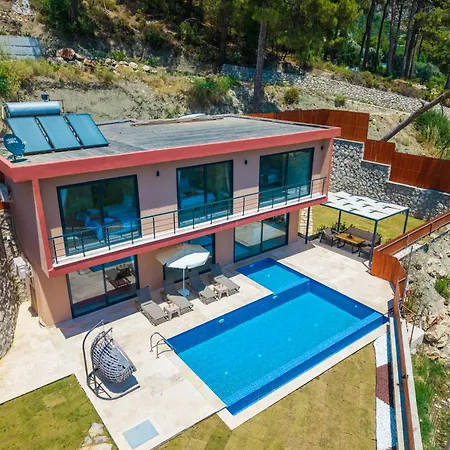 Villa Turalya - Islamlar With A Pool