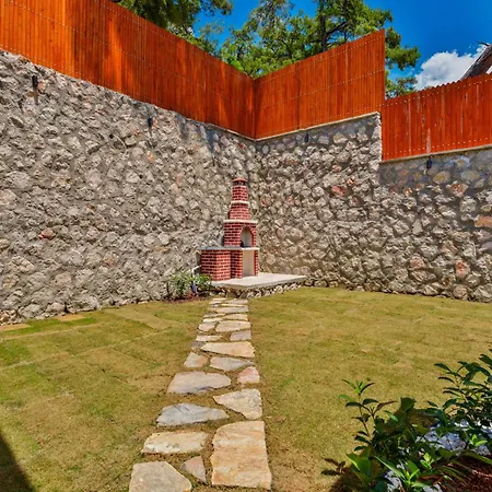 Villa Turalya - Islamlar With A Pool